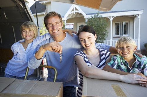 Business relocation with removal truck hire in Islington