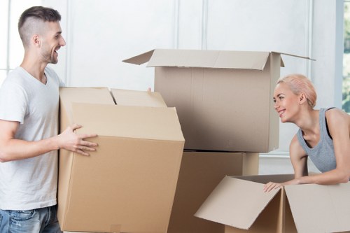 Flat relocation service with man and van in Islington
